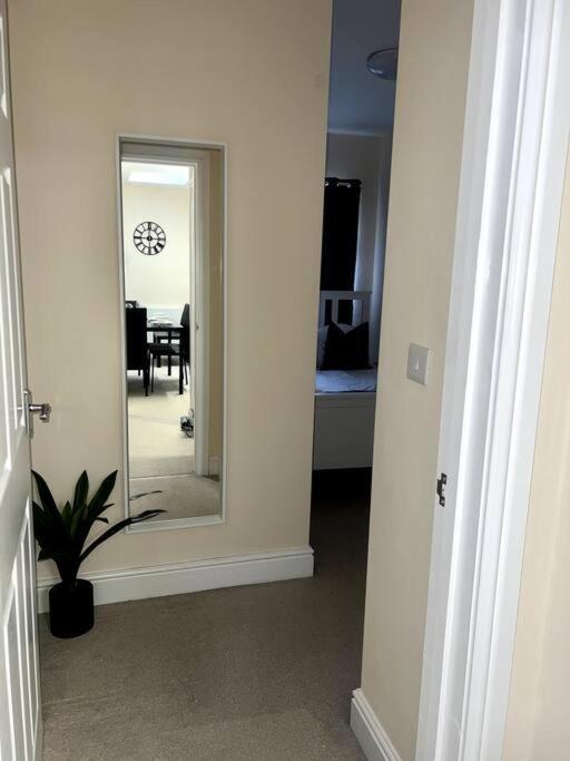 2 Bedroom Apartment With Balcony Oxford Ngoại thất bức ảnh