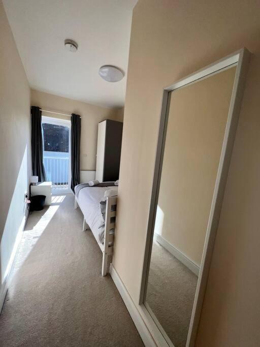 2 Bedroom Apartment With Balcony Oxford Ngoại thất bức ảnh